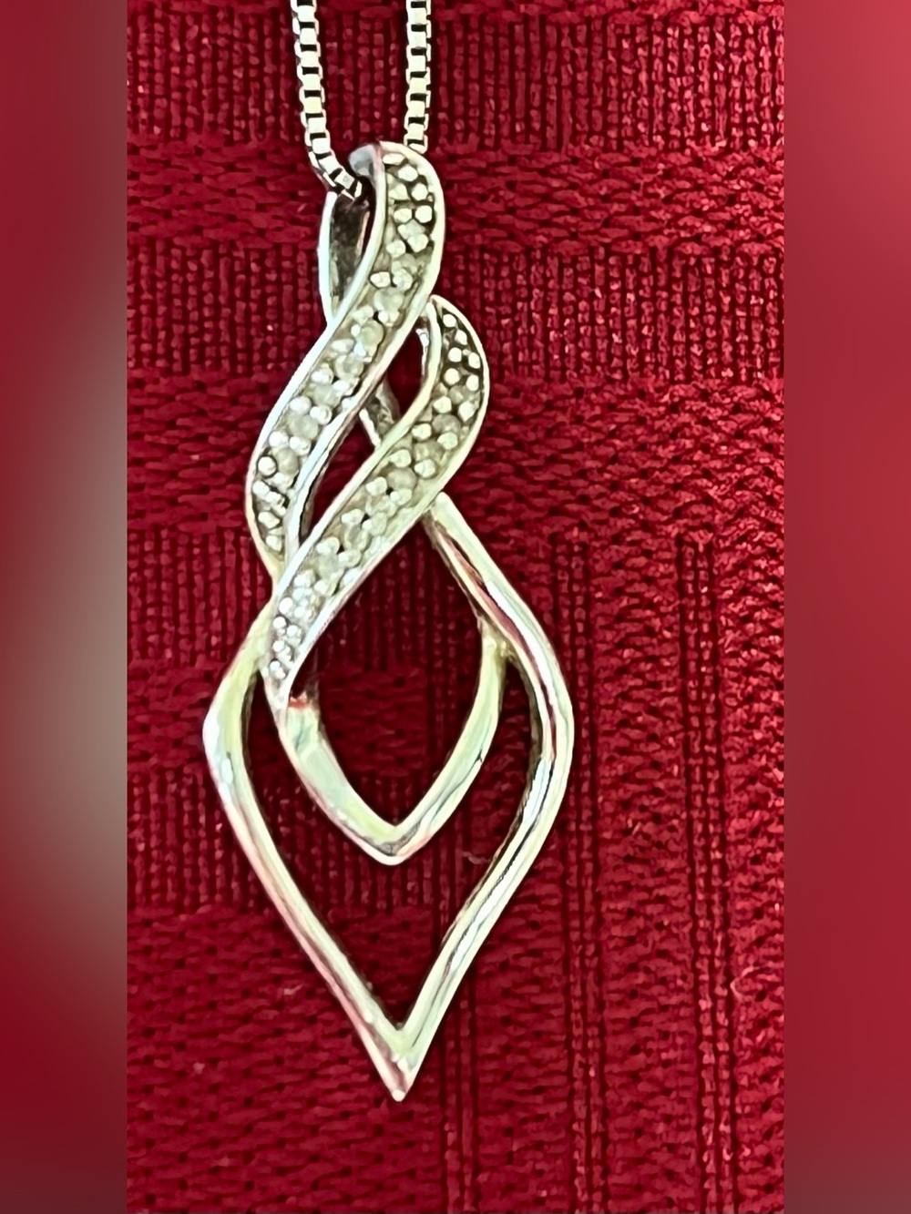Sterling & Diamond Signed 925 SUN Infinity Double Loop Pendant on 17” Box Chain